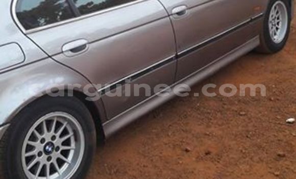 Acheter Occasion Voiture BMW 3–Series Gris à Conakry, Conakry Acheter Occasion Voiture BMW 3–Series Gris à Conakry, Conakry