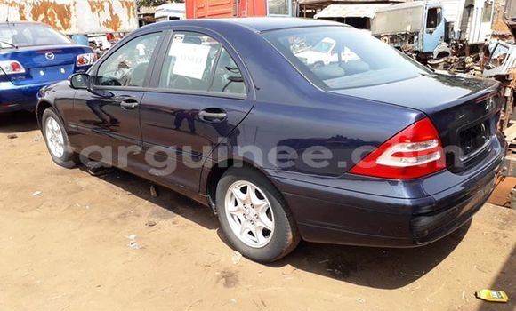 Acheter Occasion Voiture Mercedes-Benz C–Class Bleu à Conakry, Conakry Acheter Occasion Voiture Mercedes-Benz C–Class Bleu à Conakry, Conakry