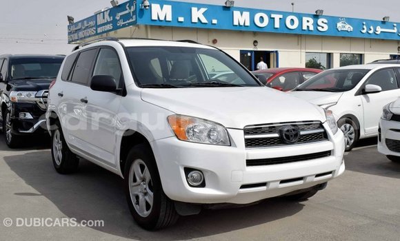 Buy Import Toyota 4Runner White Car in Import - Dubai in Conakry Buy Import Toyota 4Runner White Car in Import - Dubai in Conakry