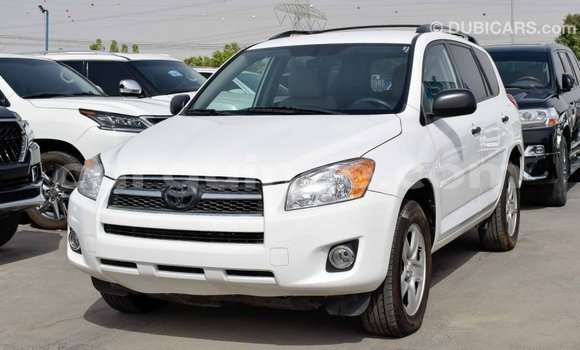 Buy Import Toyota 4Runner White Car in Import - Dubai in Conakry Buy Import Toyota 4Runner White Car in Import - Dubai in Conakry