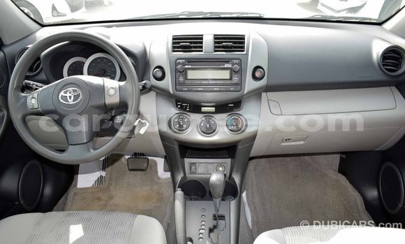 Buy Import Toyota 4Runner White Car in Import - Dubai in Conakry Buy Import Toyota 4Runner White Car in Import - Dubai in Conakry