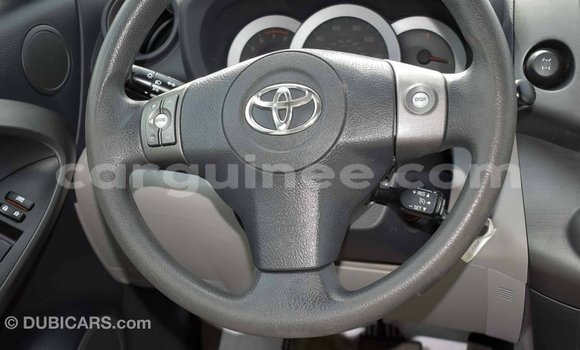 Buy Import Toyota 4Runner White Car in Import - Dubai in Conakry Buy Import Toyota 4Runner White Car in Import - Dubai in Conakry
