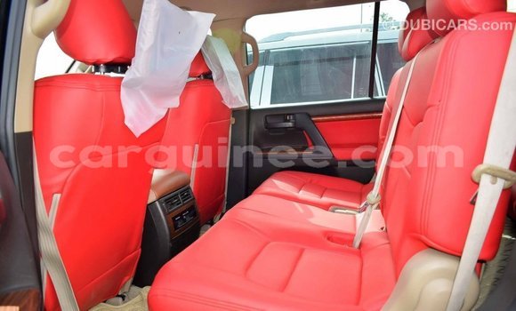 Buy Import Toyota Land Cruiser Black Car in Import - Dubai in Conakry Buy Import Toyota Land Cruiser Black Car in Import - Dubai in Conakry