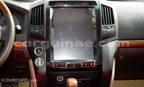 Buy Import Toyota Land Cruiser Black Car in Import - Dubai in Conakry Buy Import Toyota Land Cruiser Black Car in Import - Dubai in Conakry