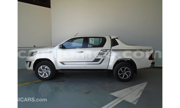 Buy Import Toyota Hilux Other Car in Import - Dubai in Conakry Buy Import Toyota Hilux Other Car in Import - Dubai in Conakry