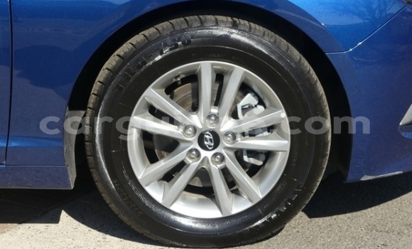 Buy Used Hyundai Sonata Blue Car in Conakry in Conakry Buy Used Hyundai Sonata Blue Car in Conakry in Conakry