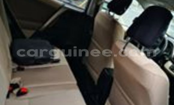 Buy Used Toyota RAV4 Brown Car in Conakry in Conakry Buy Used Toyota RAV4 Brown Car in Conakry in Conakry