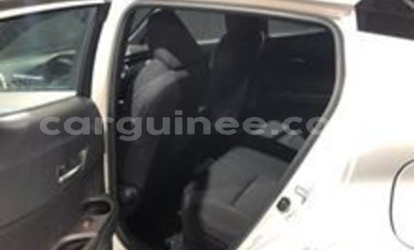Buy Used Toyota C-HR White Car in Conakry in Conakry Buy Used Toyota C-HR White Car in Conakry in Conakry