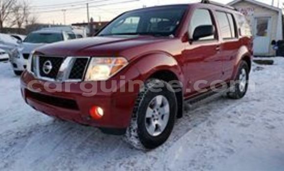 Buy Used Nissan Pathfinder Red Car in Conakry in Conakry Buy Used Nissan Pathfinder Red Car in Conakry in Conakry