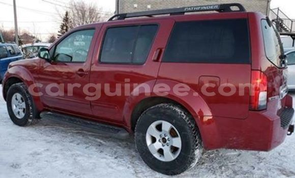 Buy Used Nissan Pathfinder Red Car in Conakry in Conakry Buy Used Nissan Pathfinder Red Car in Conakry in Conakry