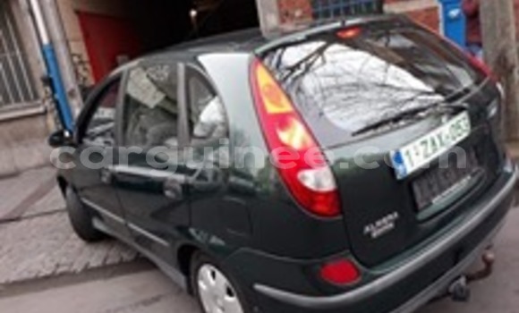 Buy Used Nissan Almera Green Car in Conakry in Conakry Buy Used Nissan Almera Green Car in Conakry in Conakry