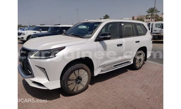 Buy Import Lexus LX White Car in Import - Dubai in Conakry Buy Import Lexus LX White Car in Import - Dubai in Conakry