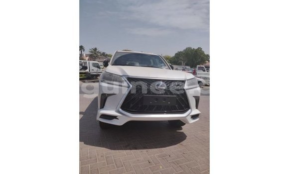 Buy Import Lexus LX White Car in Import - Dubai in Conakry Buy Import Lexus LX White Car in Import - Dubai in Conakry