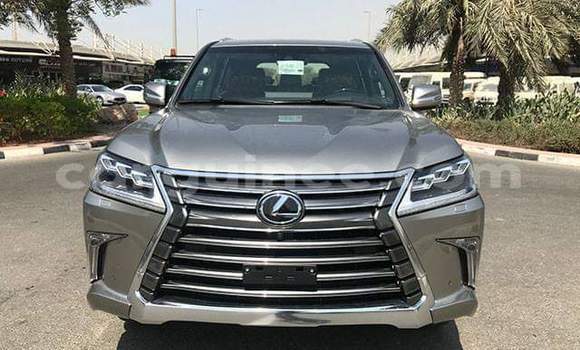 Buy Used Lexus LX 570 Silver Car in Conakry in Conakry Buy Used Lexus LX 570 Silver Car in Conakry in Conakry