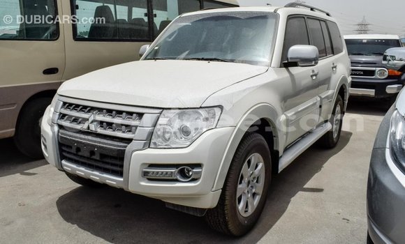 Buy Import Mitsubishi Pajero White Car in Import - Dubai in Conakry Buy Import Mitsubishi Pajero White Car in Import - Dubai in Conakry