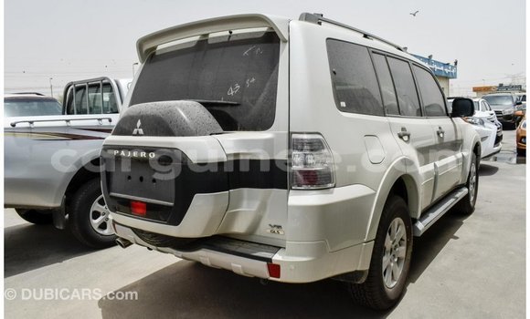 Buy Import Mitsubishi Pajero White Car in Import - Dubai in Conakry Buy Import Mitsubishi Pajero White Car in Import - Dubai in Conakry