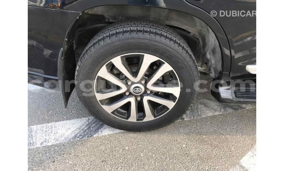 Acheter Import Voiture Toyota Land Cruiser Noir à Import - Dubai, Conakry Acheter Import Voiture Toyota Land Cruiser Noir à Import - Dubai, Conakry