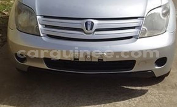 Acheter Occasion Voiture Toyota IST Gris à Conakry, Conakry Acheter Occasion Voiture Toyota IST Gris à Conakry, Conakry