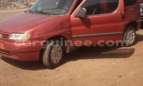 Acheter Occasion Voiture Citroen Berlingo Rouge à Conakry, Conakry Acheter Occasion Voiture Citroen Berlingo Rouge à Conakry, Conakry