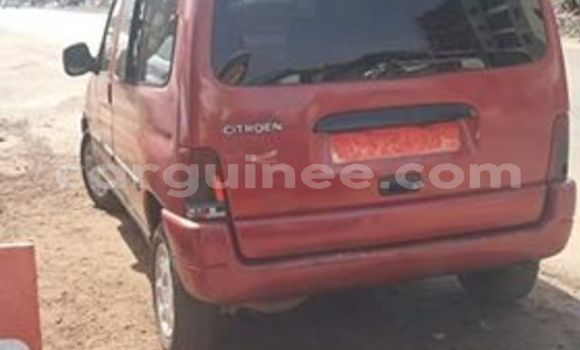Acheter Occasion Voiture Citroen Berlingo Rouge à Conakry, Conakry Acheter Occasion Voiture Citroen Berlingo Rouge à Conakry, Conakry
