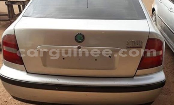 Acheter Occasion Voiture Skoda Octavia Gris à Conakry, Conakry Acheter Occasion Voiture Skoda Octavia Gris à Conakry, Conakry