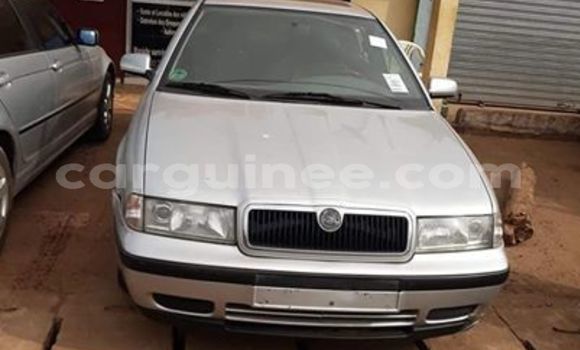 Acheter Occasion Voiture Skoda Octavia Gris à Conakry, Conakry Acheter Occasion Voiture Skoda Octavia Gris à Conakry, Conakry
