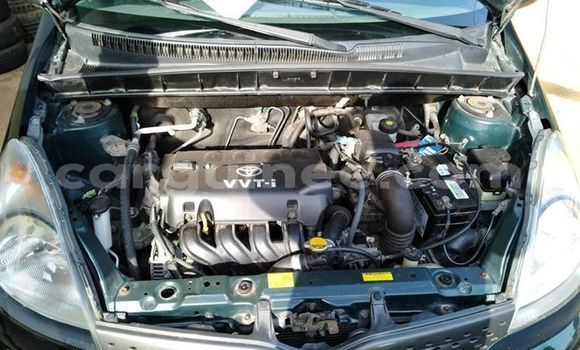 Buy Used Toyota Yaris Green Car in Dabola in Dabola Buy Used Toyota Yaris Green Car in Dabola in Dabola