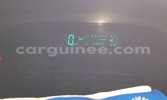 Buy Used Toyota Yaris Green Car in Dabola in Dabola Buy Used Toyota Yaris Green Car in Dabola in Dabola