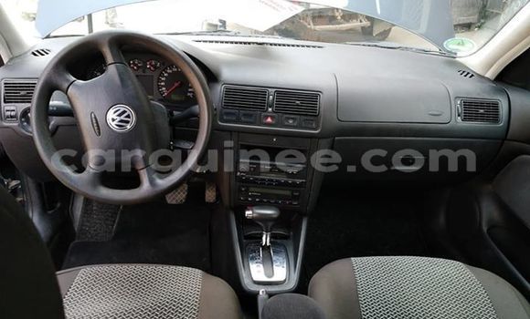 Buy Used Volkswagen Golf Blue Car in Conakry in Conakry Buy Used Volkswagen Golf Blue Car in Conakry in Conakry