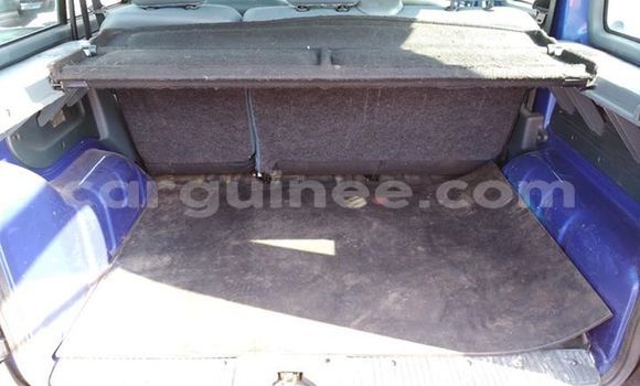 Buy Used Renault Kangoo Blue Car in Conakry in Conakry Buy Used Renault Kangoo Blue Car in Conakry in Conakry