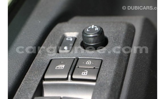 Buy Import Toyota Hiace White Car in Import - Dubai in Conakry Buy Import Toyota Hiace White Car in Import - Dubai in Conakry