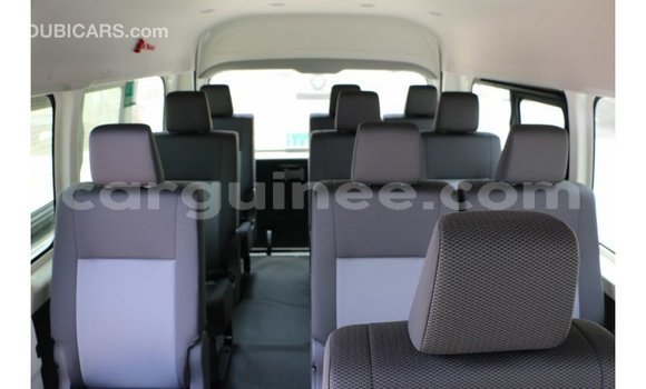 Buy Import Toyota Hiace White Car in Import - Dubai in Conakry Buy Import Toyota Hiace White Car in Import - Dubai in Conakry