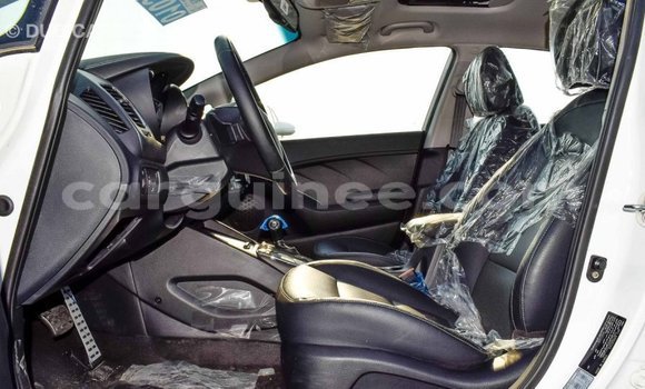 Buy Import Kia Cerato White Car in Import - Dubai in Conakry Buy Import Kia Cerato White Car in Import - Dubai in Conakry