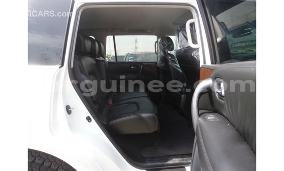 Buy Import Nissan Patrol White Car in Import - Dubai in Conakry Buy Import Nissan Patrol White Car in Import - Dubai in Conakry