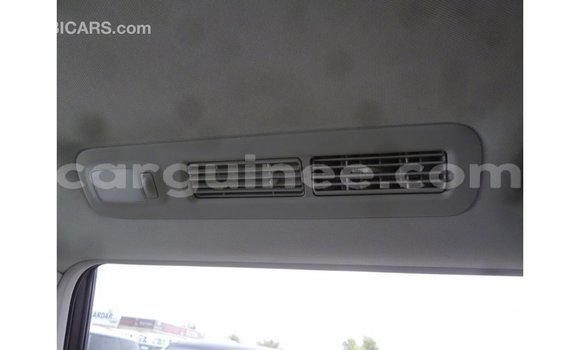 Buy Import Nissan Patrol White Car in Import - Dubai in Conakry Buy Import Nissan Patrol White Car in Import - Dubai in Conakry