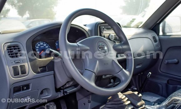 Buy Import Nissan NP 300 White Car in Import - Dubai in Conakry Buy Import Nissan NP 300 White Car in Import - Dubai in Conakry