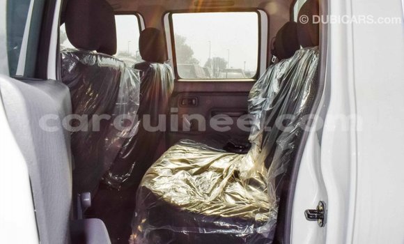 Buy Import Nissan NP 300 White Car in Import - Dubai in Conakry Buy Import Nissan NP 300 White Car in Import - Dubai in Conakry