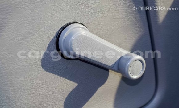 Buy Import Nissan NP 300 White Car in Import - Dubai in Conakry Buy Import Nissan NP 300 White Car in Import - Dubai in Conakry