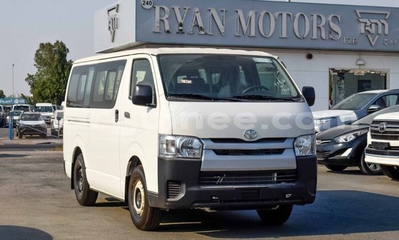 Buy Import Toyota Hiace White Car in Import - Dubai in Conakry Buy Import Toyota Hiace White Car in Import - Dubai in Conakry