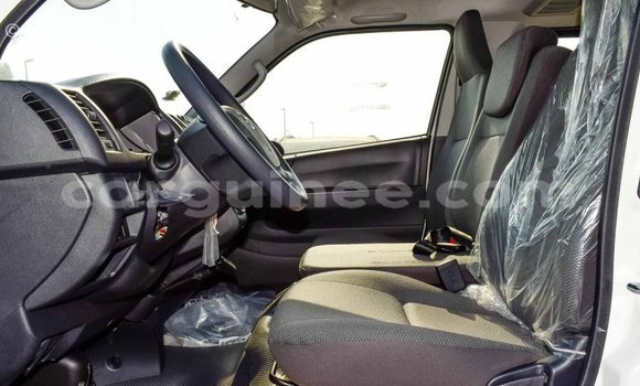 Buy Import Toyota Hiace White Car in Import - Dubai in Conakry Buy Import Toyota Hiace White Car in Import - Dubai in Conakry