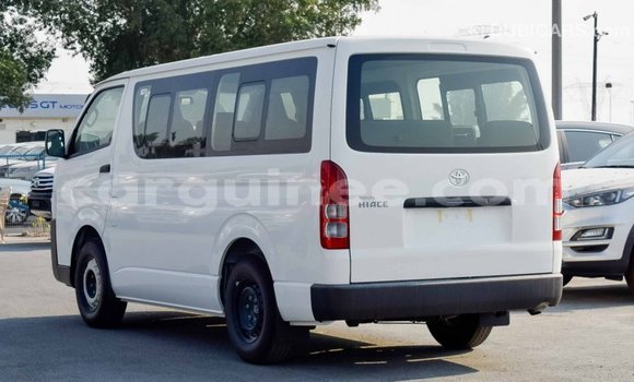 Buy Import Toyota Hiace White Car in Import - Dubai in Conakry Buy Import Toyota Hiace White Car in Import - Dubai in Conakry