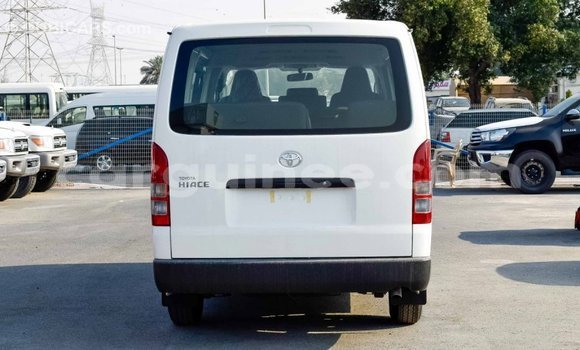 Buy Import Toyota Hiace White Car in Import - Dubai in Conakry Buy Import Toyota Hiace White Car in Import - Dubai in Conakry
