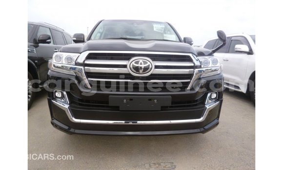 Buy Import Toyota Land Cruiser Black Car in Import - Dubai in Conakry Buy Import Toyota Land Cruiser Black Car in Import - Dubai in Conakry