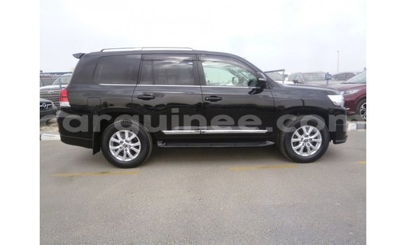 Buy Import Toyota Land Cruiser Black Car in Import - Dubai in Conakry Buy Import Toyota Land Cruiser Black Car in Import - Dubai in Conakry
