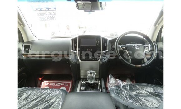 Buy Import Toyota Land Cruiser Black Car in Import - Dubai in Conakry Buy Import Toyota Land Cruiser Black Car in Import - Dubai in Conakry