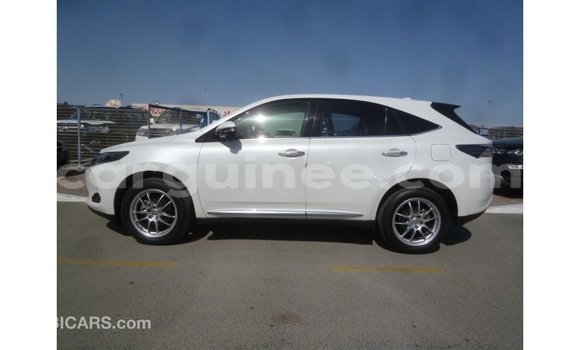 Buy Import Toyota Harrier White Car in Import - Dubai in Conakry Buy Import Toyota Harrier White Car in Import - Dubai in Conakry