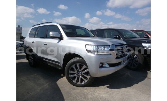 Buy Import Toyota Land Cruiser Other Car in Import - Dubai in Conakry Buy Import Toyota Land Cruiser Other Car in Import - Dubai in Conakry