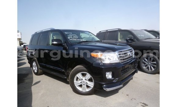 Acheter Import Voiture Toyota Land Cruiser Noir à Import - Dubai, Conakry Acheter Import Voiture Toyota Land Cruiser Noir à Import - Dubai, Conakry