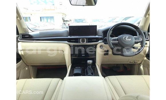 Acheter Import Voiture Lexus LX Autre à Import - Dubai, Conakry Acheter Import Voiture Lexus LX Autre à Import - Dubai, Conakry