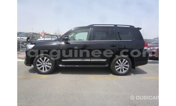 Acheter Import Voiture Toyota Land Cruiser Noir à Import - Dubai, Conakry Acheter Import Voiture Toyota Land Cruiser Noir à Import - Dubai, Conakry